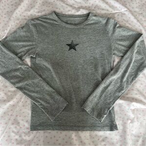 Urban Outfitters star long sleeve tee♥️♥️